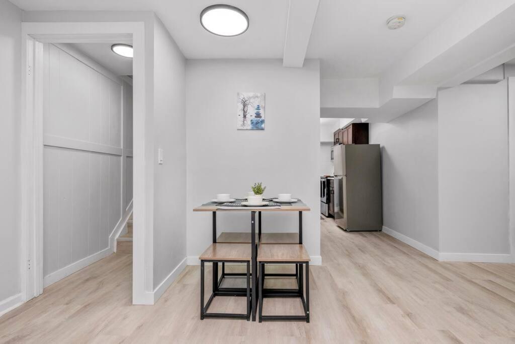 Centerstreet-Cozy 2Bedroomsuite YYC Exterior photo