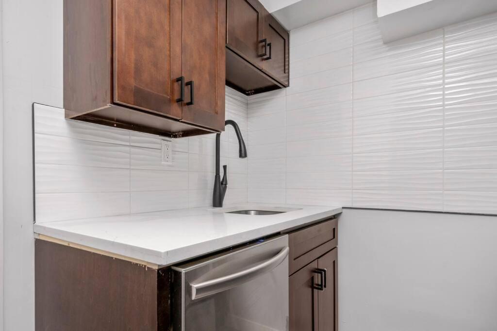Centerstreet-Cozy 2Bedroomsuite YYC Exterior photo